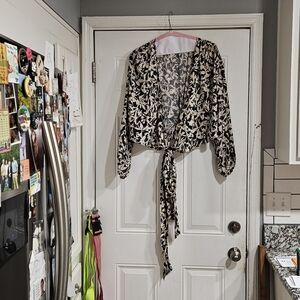 Lane Bryant Black and Cream Leaf Pattern Blouse